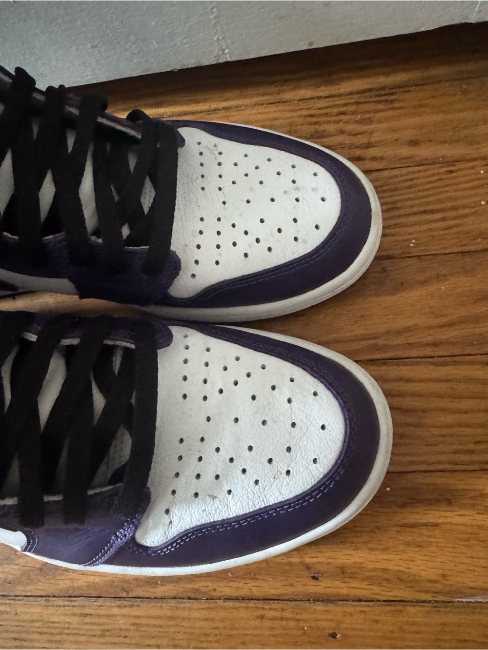 Nike Air Jordan 1 High Men’s Sneakers - Purple/White/Black - Picture 6 of 10